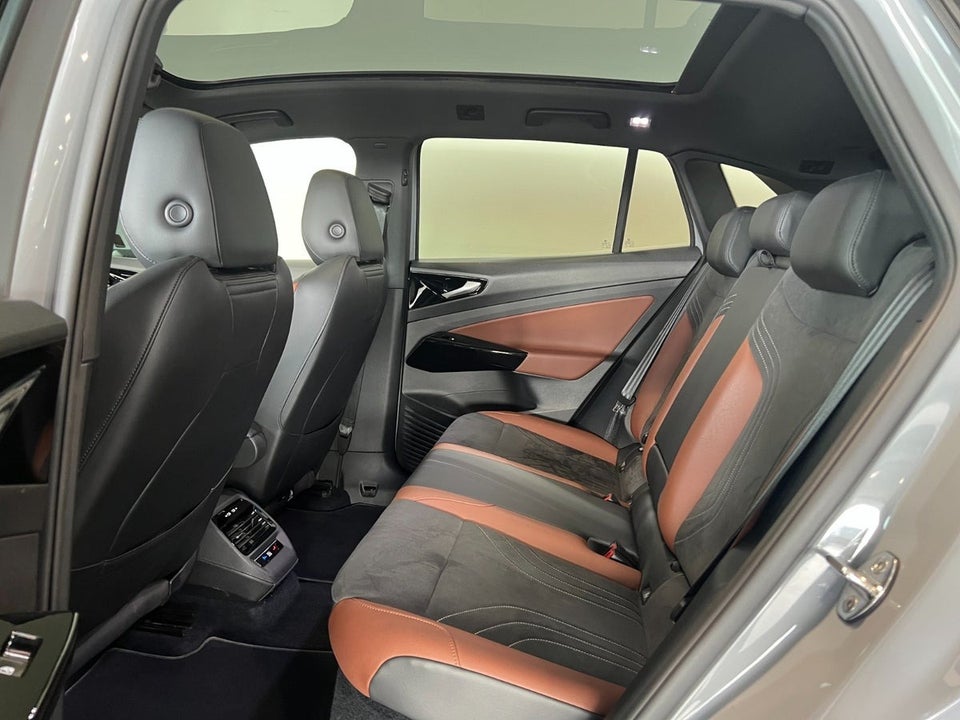 VW ID.4 77 Pro Performance Tech 5d