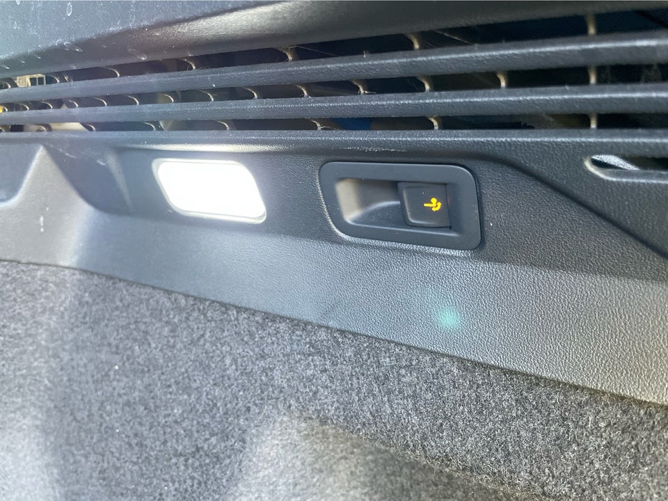 VW ID.4 77 Pro Performance Tech 5d