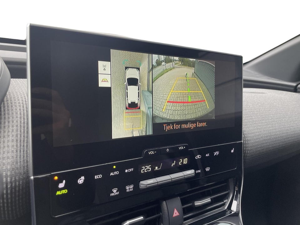 Toyota bZ4X Active 5d