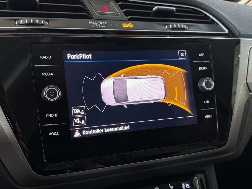 VW Touran 1,6 TDi 115 Comfortline DSG 7prs 5d