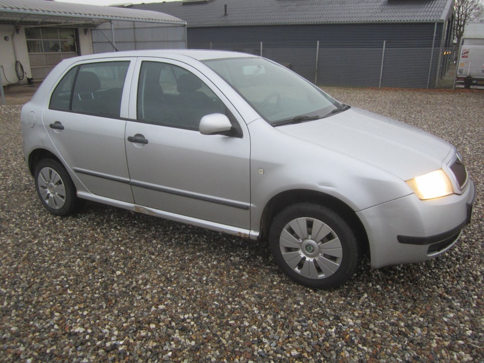 Skoda Fabia 1,2 12V Ambiente 5d