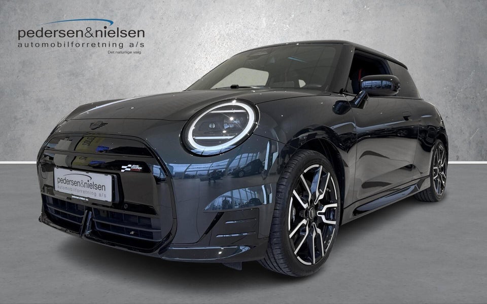 MINI Cooper SE JCW Trim M 3d