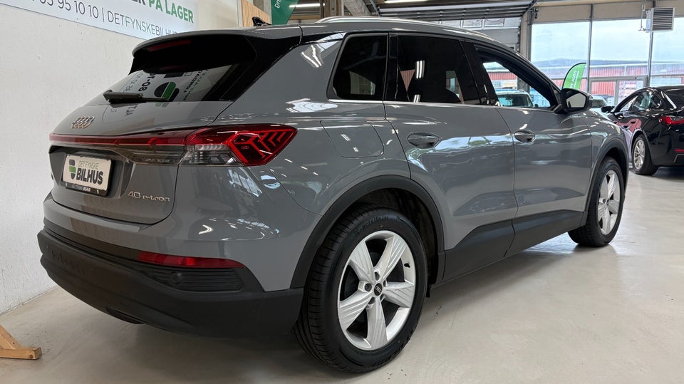 Audi Q4 e-tron 40  5d
