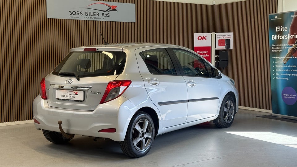 Toyota Yaris 1,3 VVT-i T1 5d