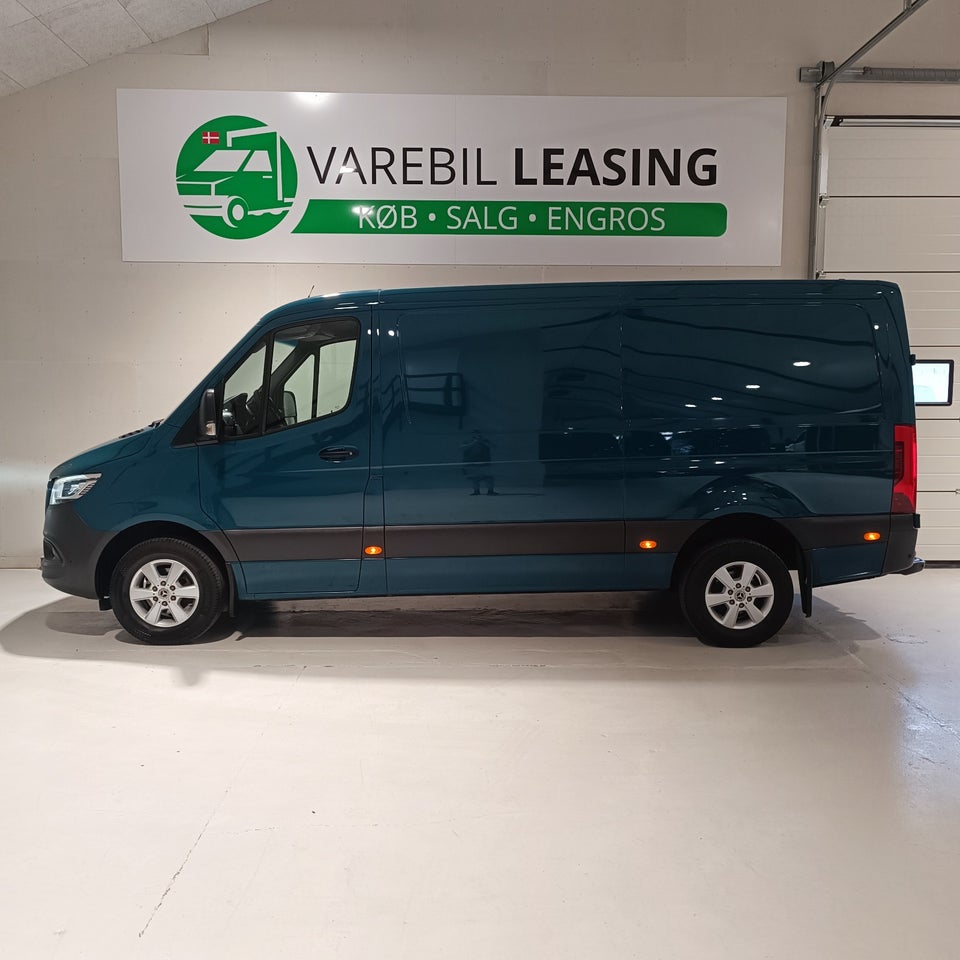 Mercedes Sprinter 319 3,0 CDi A2 Kassevogn aut. RWD
