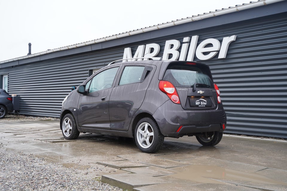 Chevrolet Spark 1,0 LS 5d