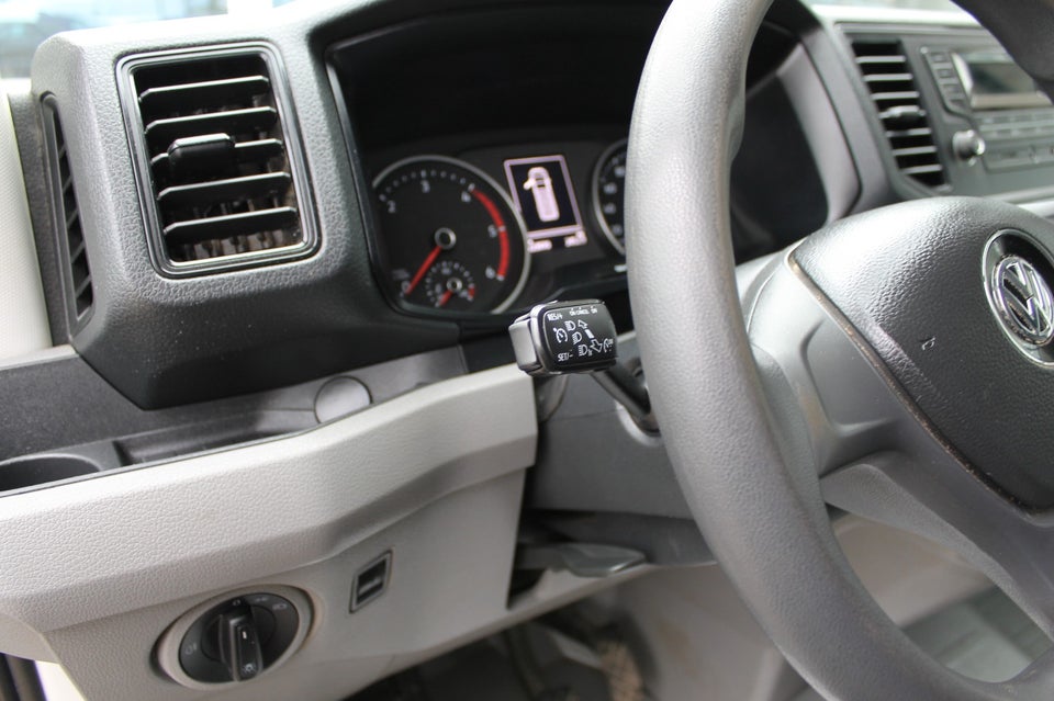 VW Crafter 30 2,0 TDi 102 Kassevogn L3H2