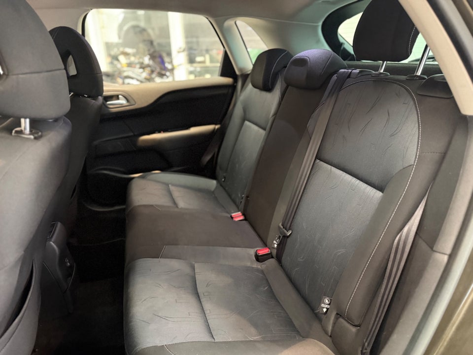 Citroën C4 1,6 e-HDi 115 Exclusive E6G 5d