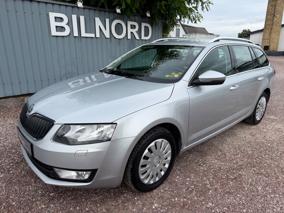 Skoda Octavia 1,2 TSi 105 Elegance Combi DSG 5d