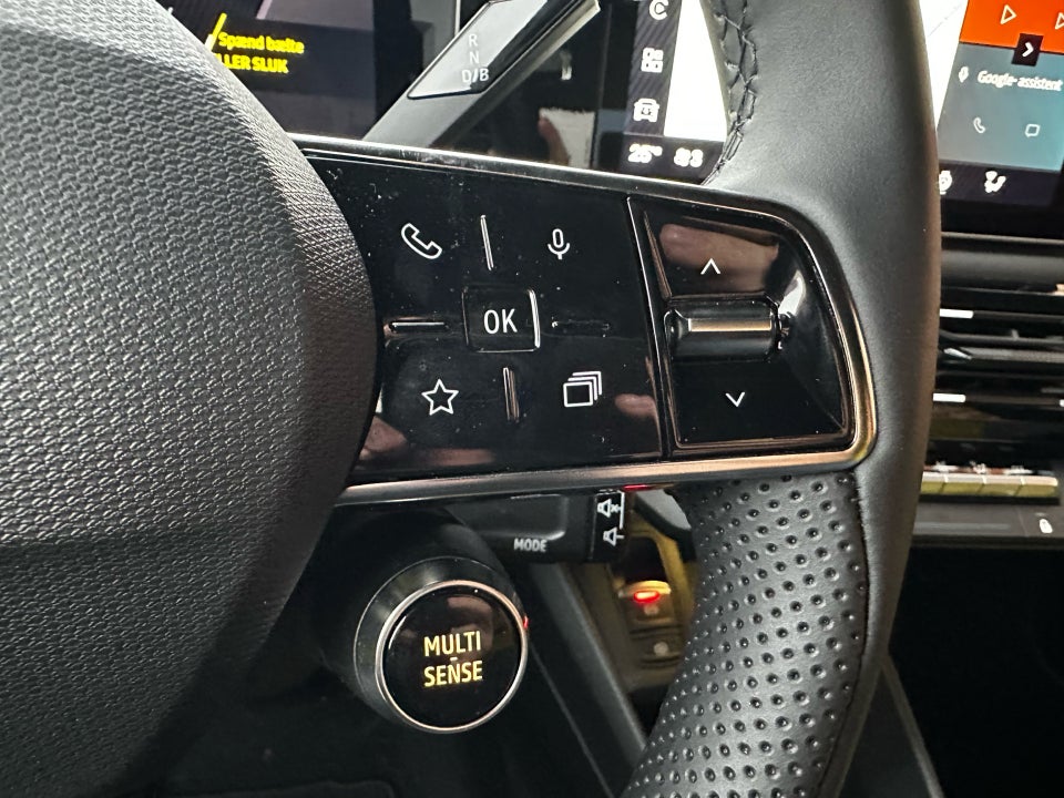 Renault 5 E-Tech 52 Iconic 5d