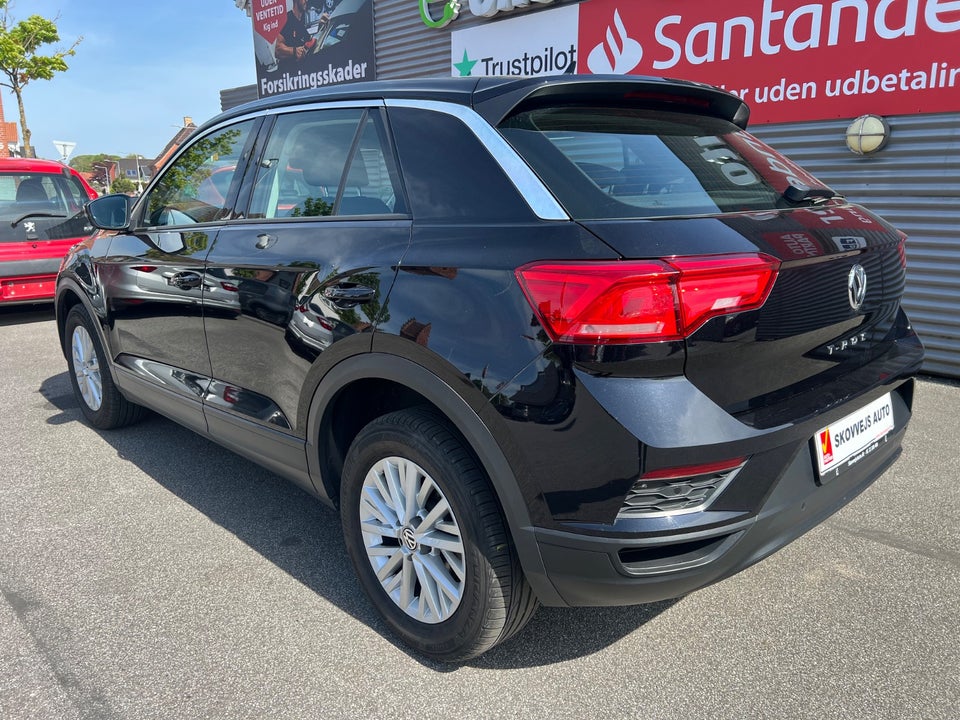 VW T-Roc 1,6 TDi 115 Style 5d