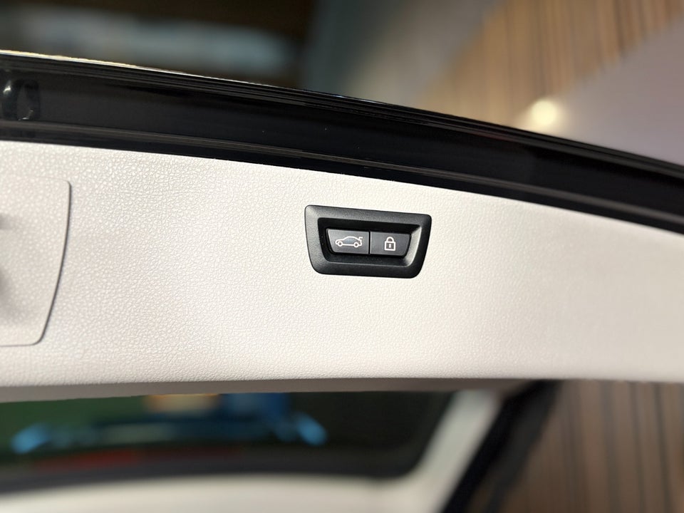 BMW 320d 2,0 Touring Sport Line xDrive aut. 5d