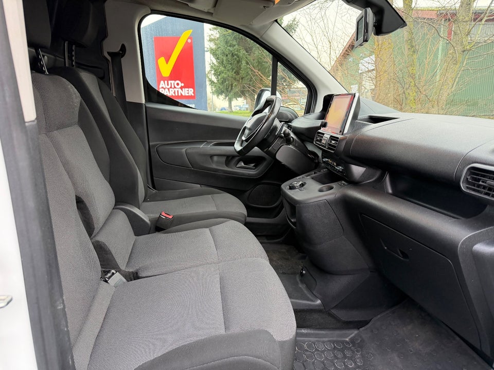 Peugeot Partner 1,5 BlueHDi 130 L1V1 Ultimate EAT8 Van