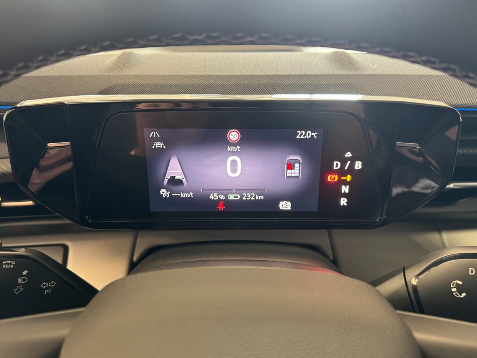 Ford Explorer 84 Premium Extended Range AWD 5d