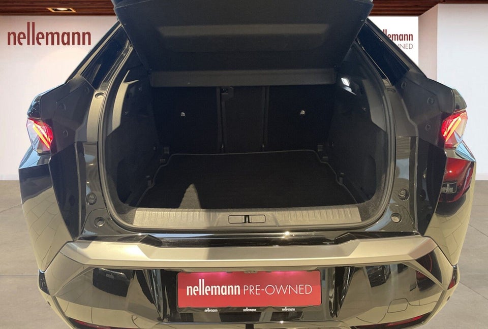 Peugeot e-3008 77 GT Pack 5d