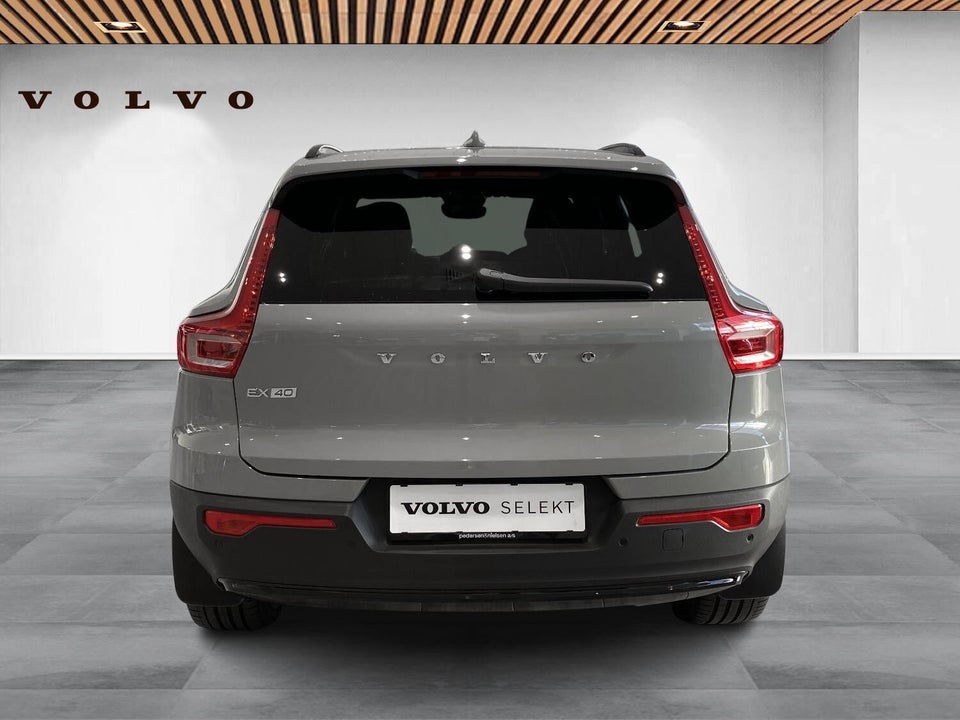 Volvo EX40 Extended Range Plus 5d