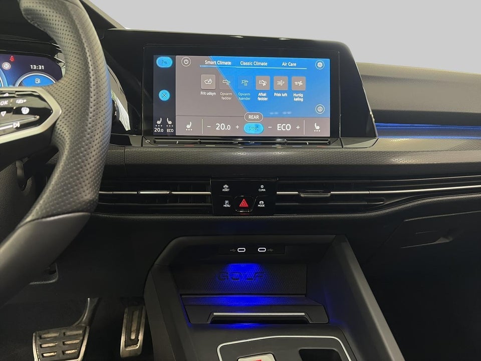 VW Golf VIII 1,4 GTE DSG 5d