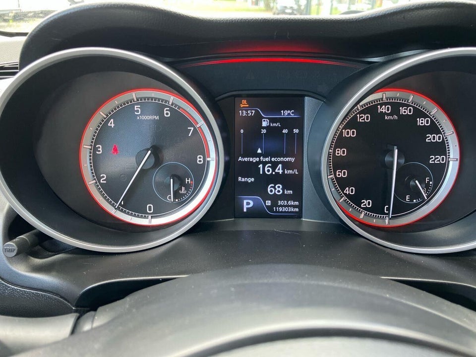 Suzuki Swift 1,2 Dualjet Exclusive CVT 5d