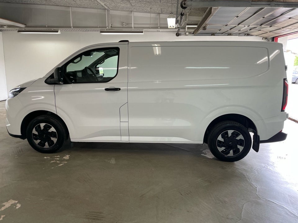 Ford E-Transit Custom 320 L1 64 Trend