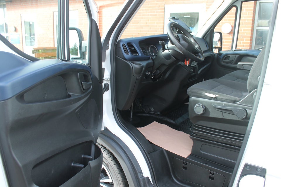 Iveco Daily 3,0 35S18 12m³ Van AG8