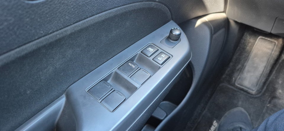 Suzuki Swift 1,2 GL 5d