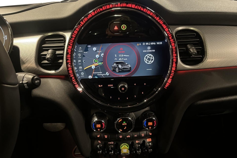 MINI Cooper SE Maximise 3d