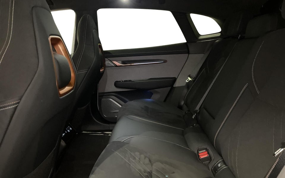 Zeekr 001 Privilege AWD 5d