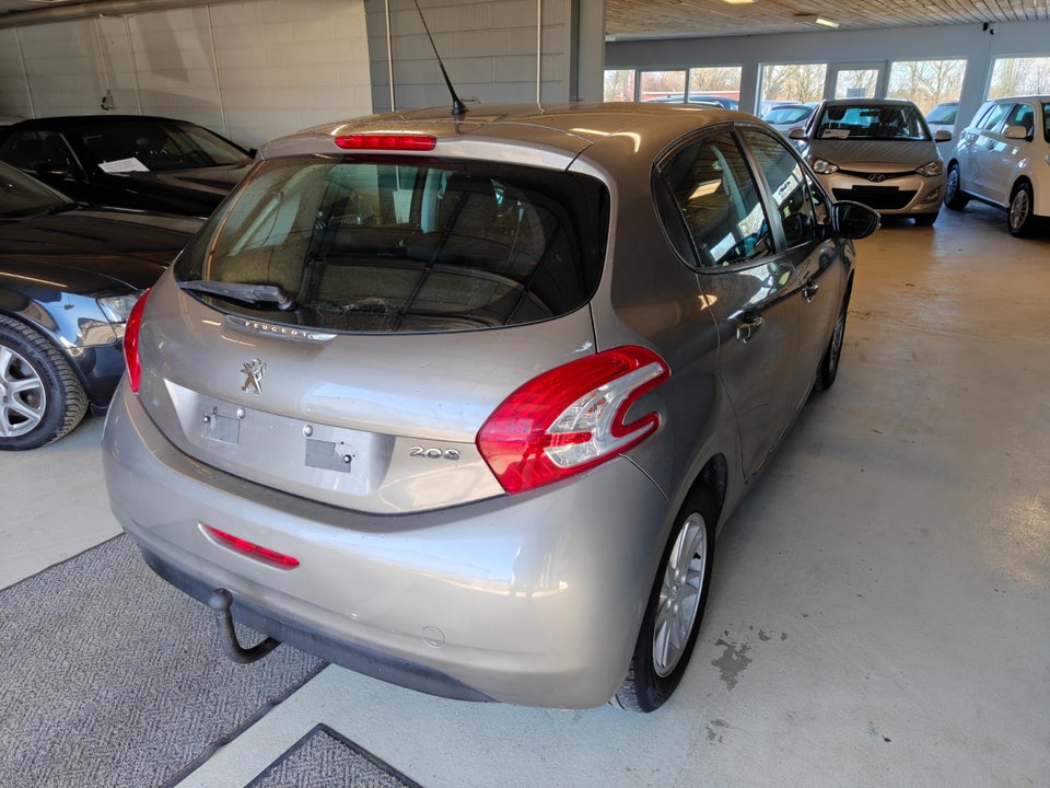 Peugeot 208 1,4 HDi 68 Active 5d