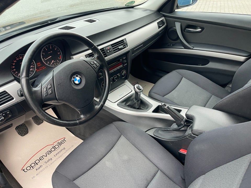 BMW 318i 2,0  4d