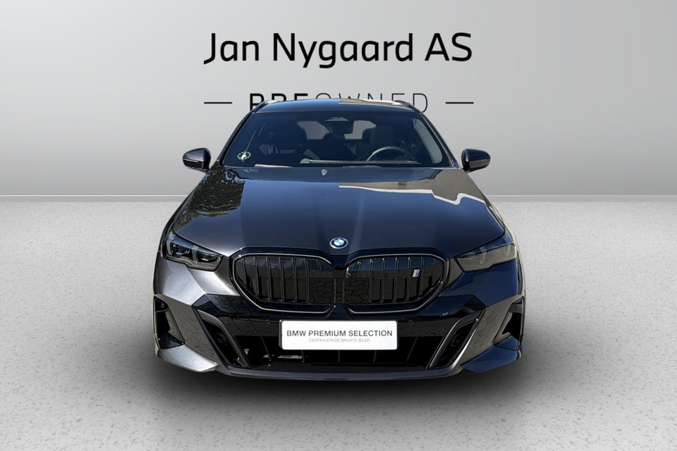 BMW i5 eDrive40 Touring Supercharged 5d