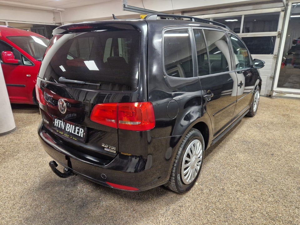 VW Touran 2,0 TDi 140 Comfortline BMT 7prs 5d