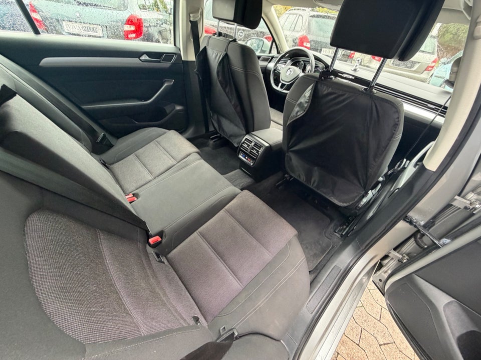 VW Passat 2,0 TDi 150 Comfort+ DSG 4d