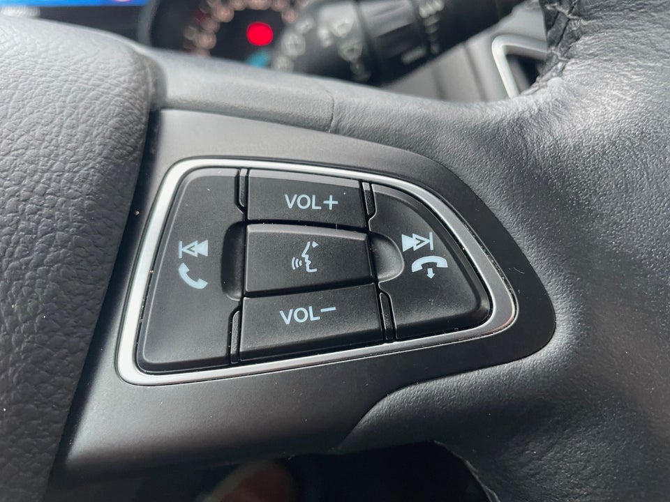 Ford Focus 1,0 SCTi 125 Titanium stc. 5d