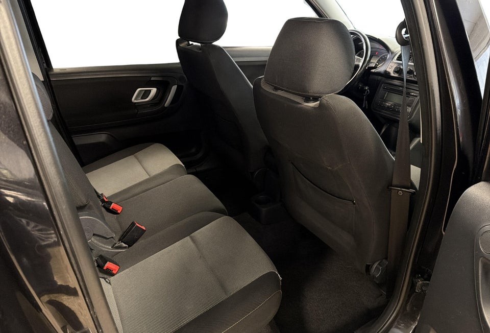 Skoda Roomster 1,6 16V Sport 5d