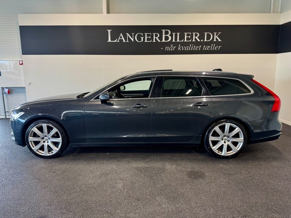 Volvo V90 2,0 T5 254 Momentum aut. 5d