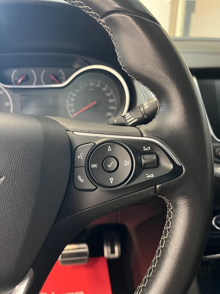 Opel Grandland X 1,6 Hybrid Exclusive aut. 5d