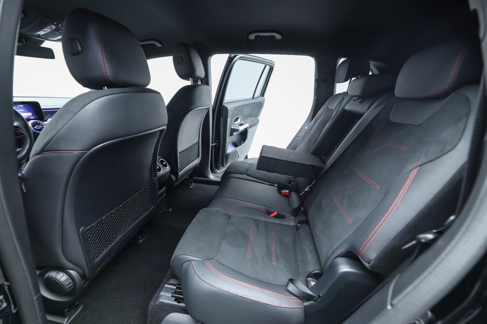 Mercedes EQB250+ AMG Advance 5d