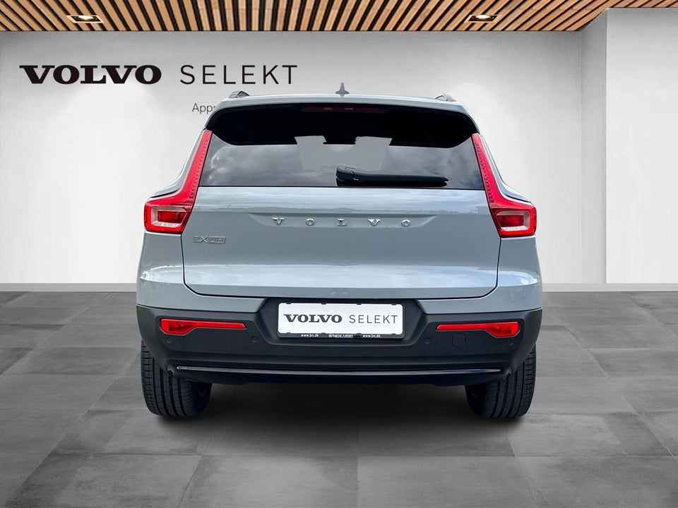 Volvo EX40 Extended Range Plus 5d