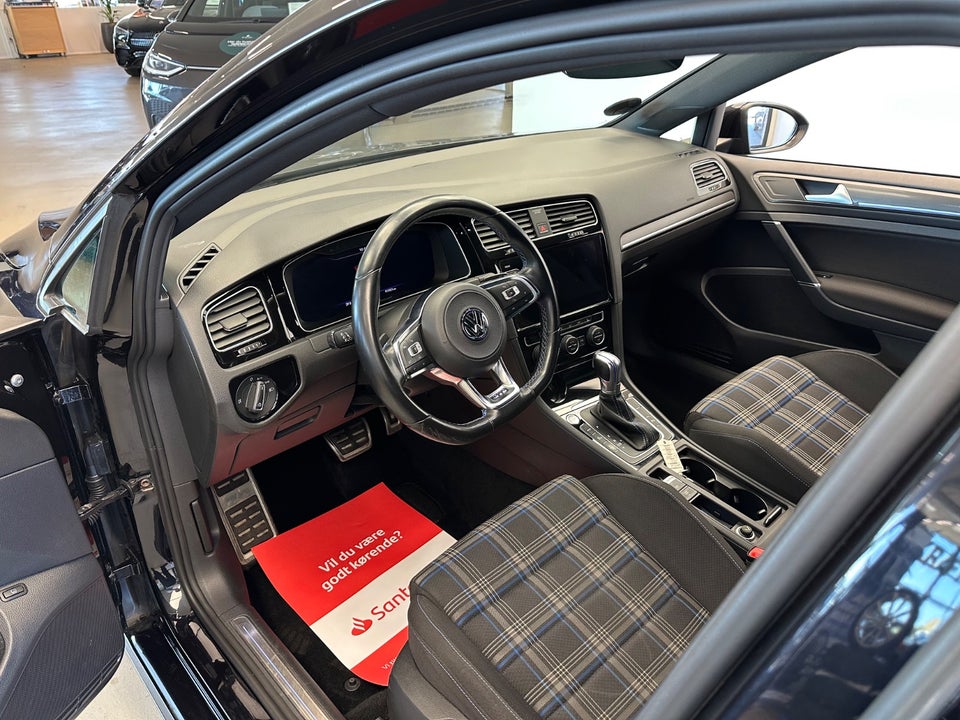 VW Golf VII 1,4 GTE DSG 5d