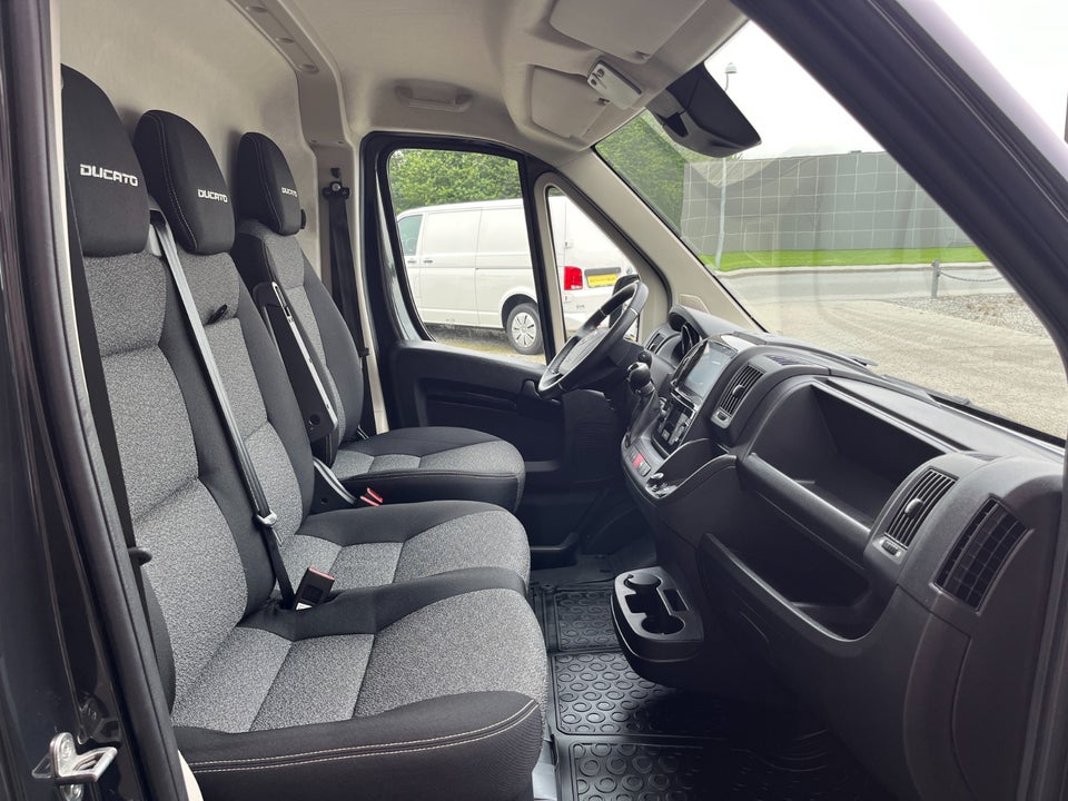 Fiat Ducato 33 2,3 MJT 140 Kassevogn L2H2 Pro+ aut.