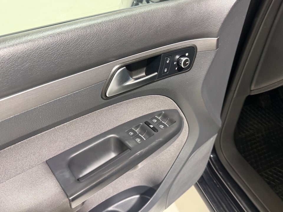 VW Touran 1,4 TSi 140 Comfortline 7prs 5d