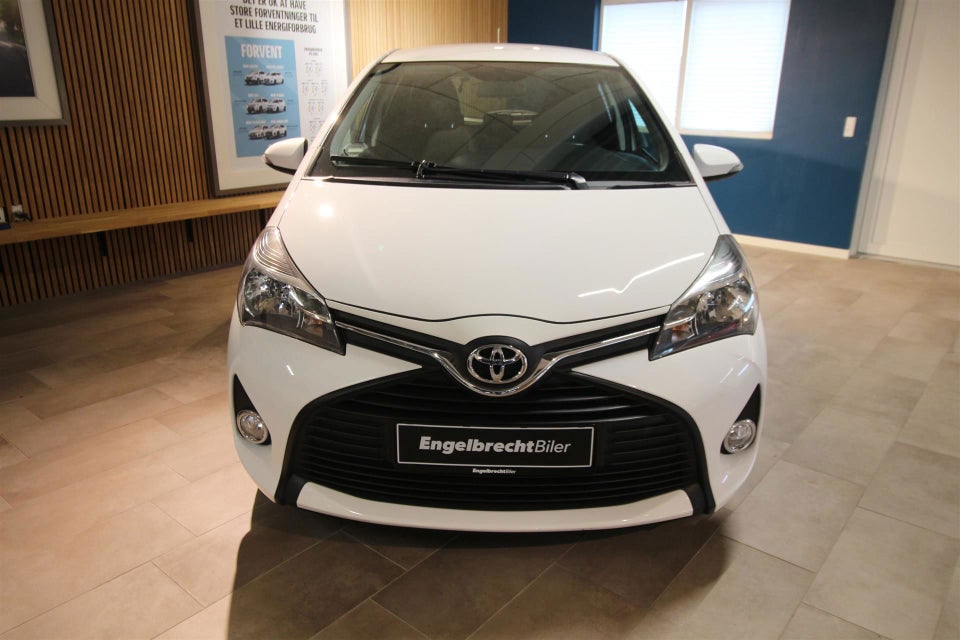 Toyota Yaris 1,0 VVT-i T1 5d