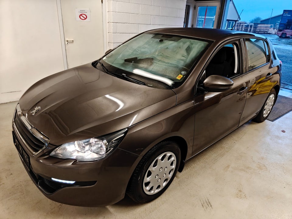 Peugeot 308 1,2 VTi 82 Active 5d