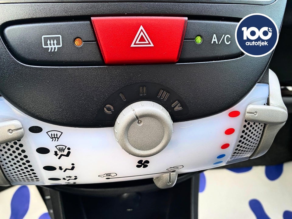 Citroën C1 1,0i Seduction Clim 5d