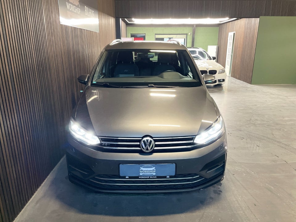 VW Touran 2,0 TDi 150 R-line DSG 7prs 5d