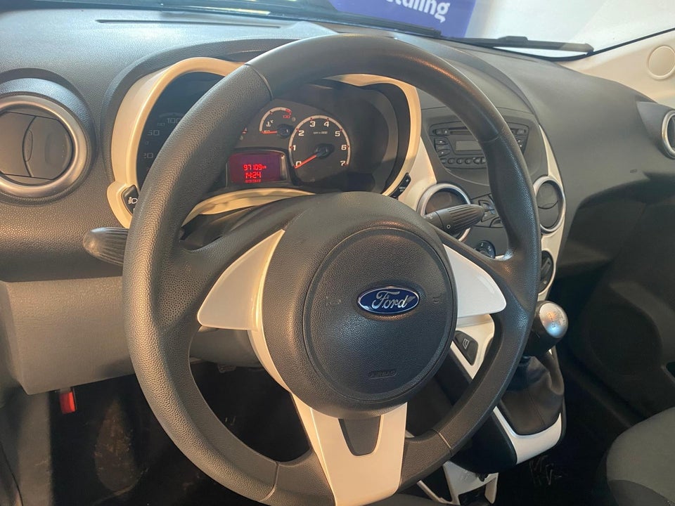 Ford Ka 1,2 Titanium 3d