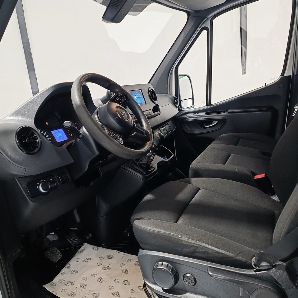 Mercedes Sprinter 316 2,2 CDi A2 Kassevogn RWD