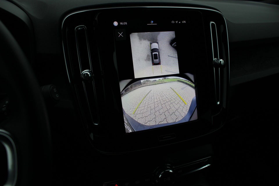Volvo EX40 Extended Range Core 5d