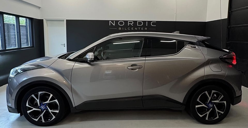 Toyota C-HR 1,8 Hybrid C-HIC CVT 5d