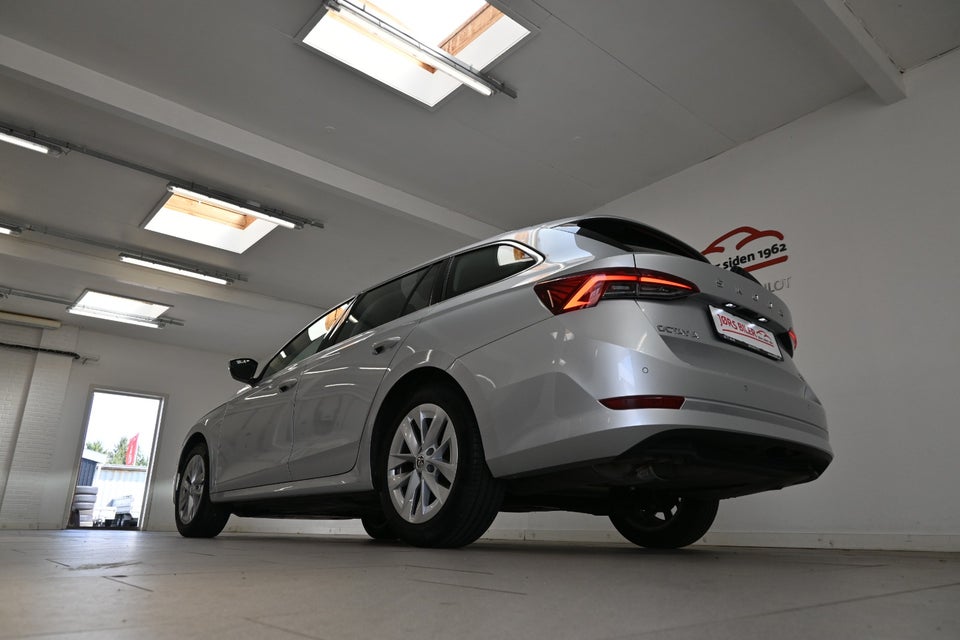 Skoda Octavia 1,5 eTSi 150 Business Executive Combi DSG 5d